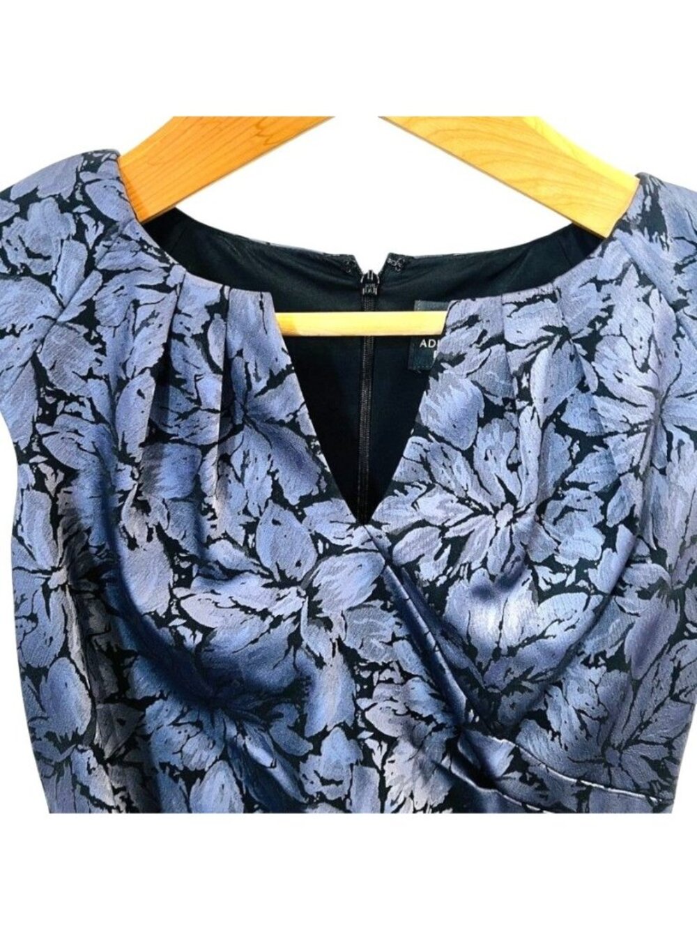 Adrianna Papell elegant Blue & Black Floral Jacquard Ruched Sheath Cocktail Dres